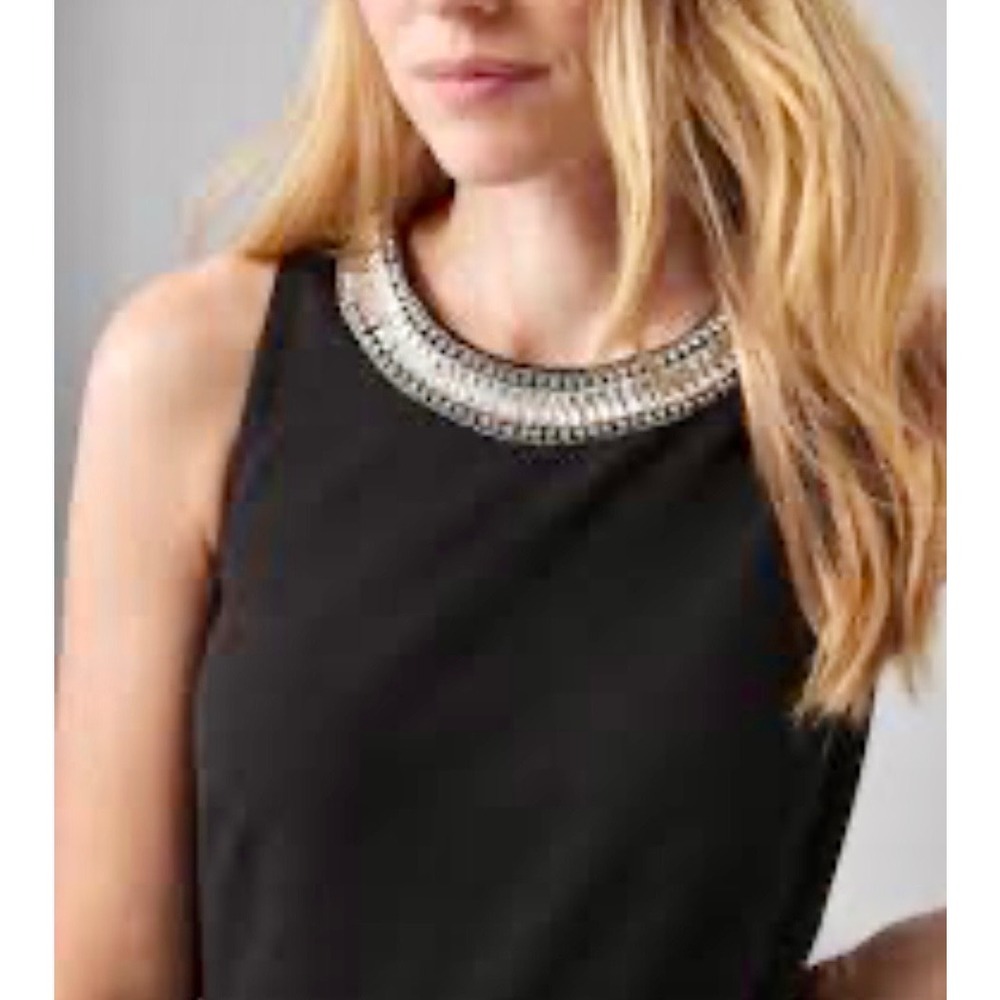 White house Black market jeweled Neckline Layered Sleeveless Blouse Black xs